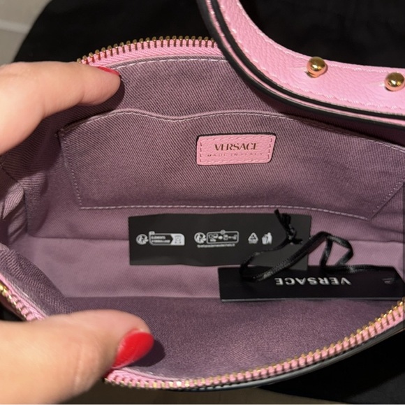 Versace Pink Shoulder Bag with Gold Medusa Emblem - Picture 4 of 4